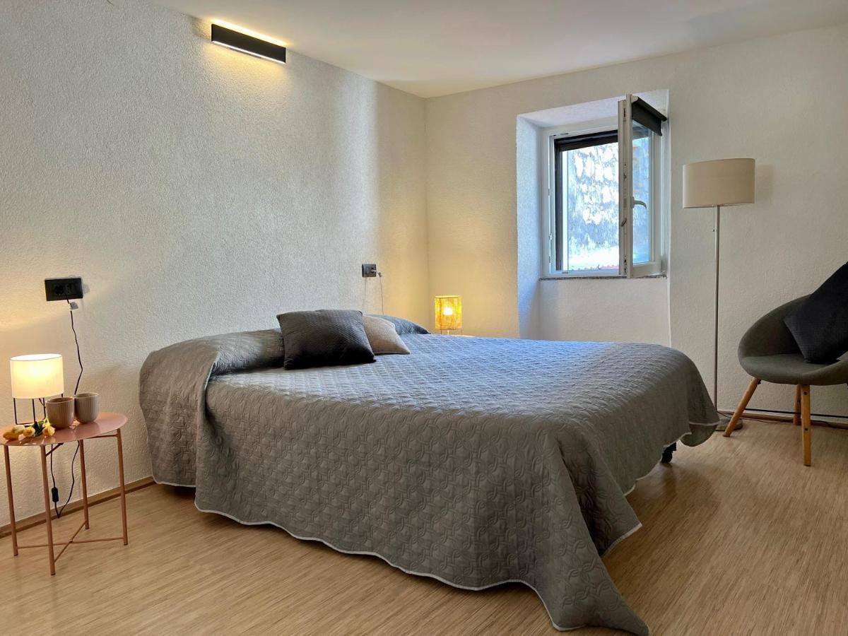 Apartment Eleni ロヴィニ エクステリア 写真